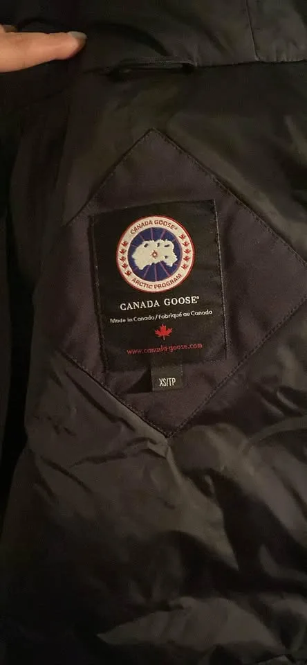 Canada Goose Montabello XS image indicator(3)