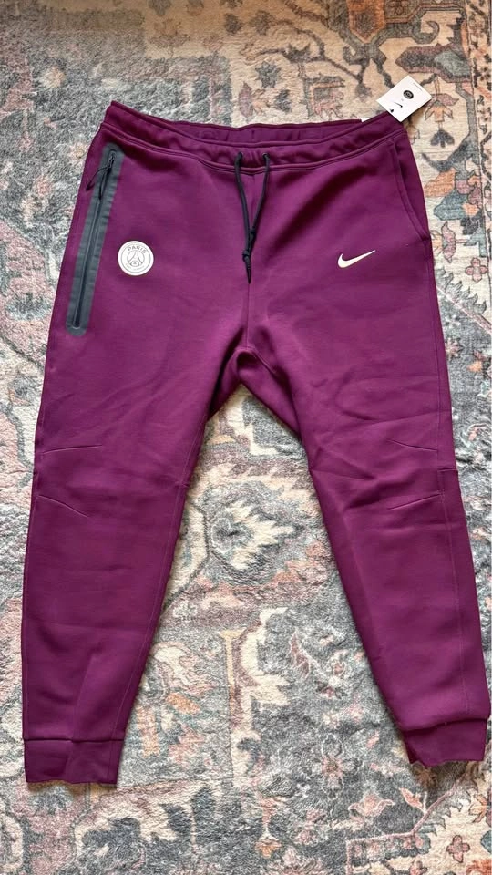 Nike Tech Fleece PSG Joggers Burgundy - New