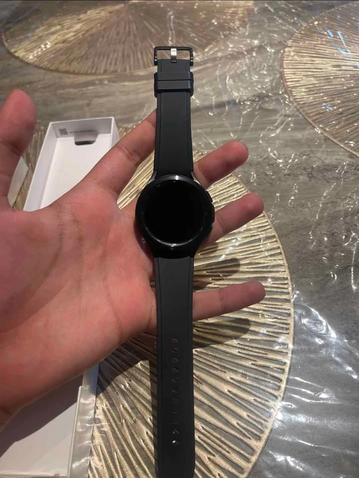 Samsung Galaxy Watch4 Classic 42mm - photo 3
