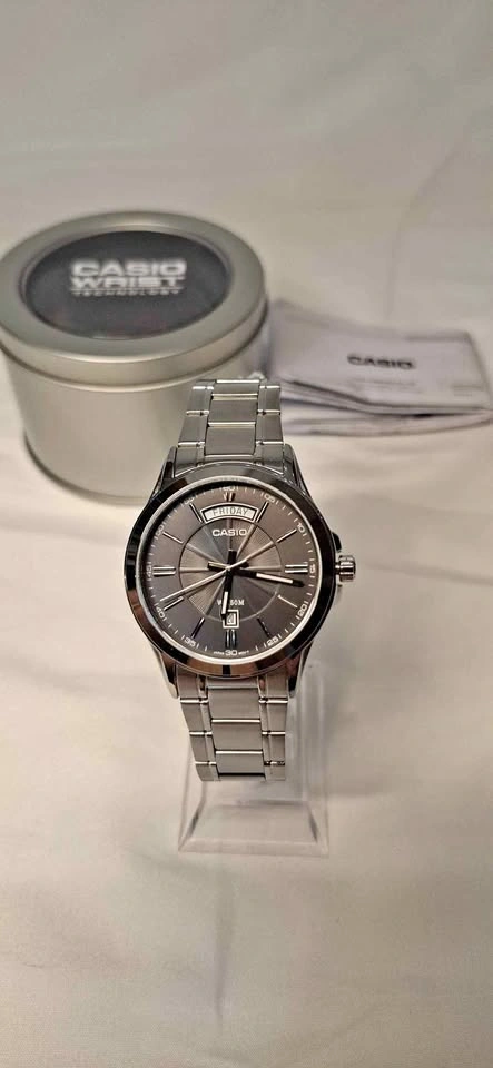 Casio Men’s Charcoal Grey Stainless Steel Watch (MTP-1381D)