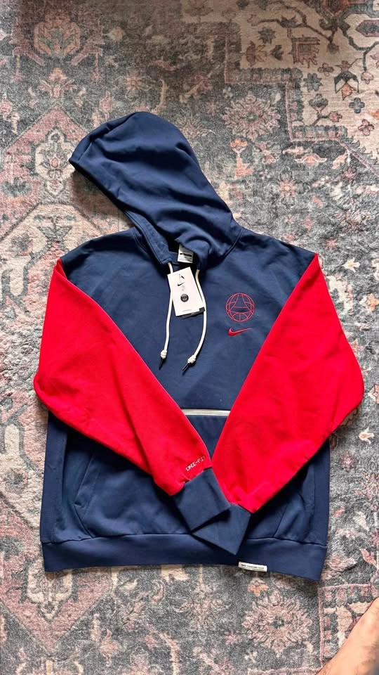 Nike PSG pullover hoddie XL