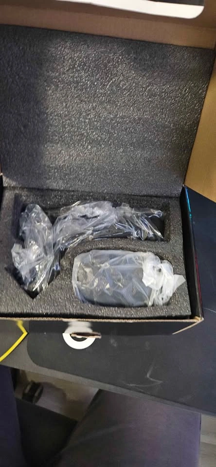 Shure SM7B Style Microphone Never Used $90 - photo 3