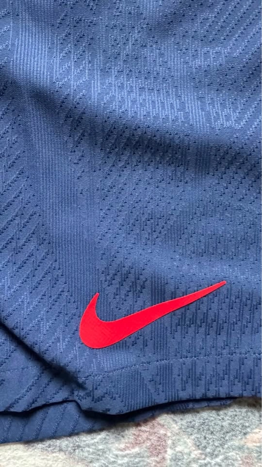 Authentic Nike PSG shorts for sale M, L & XL - photo 4