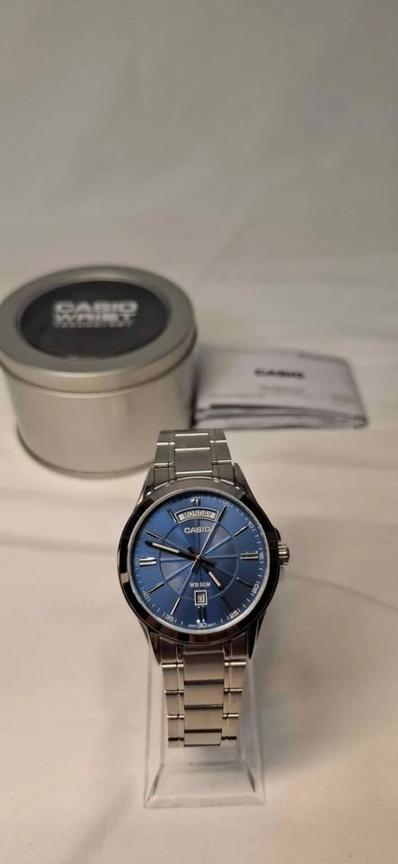 Casio Men’s Blue Dial Stainless Steel Watch (MTP-1381D-2AVDF) - photo 2