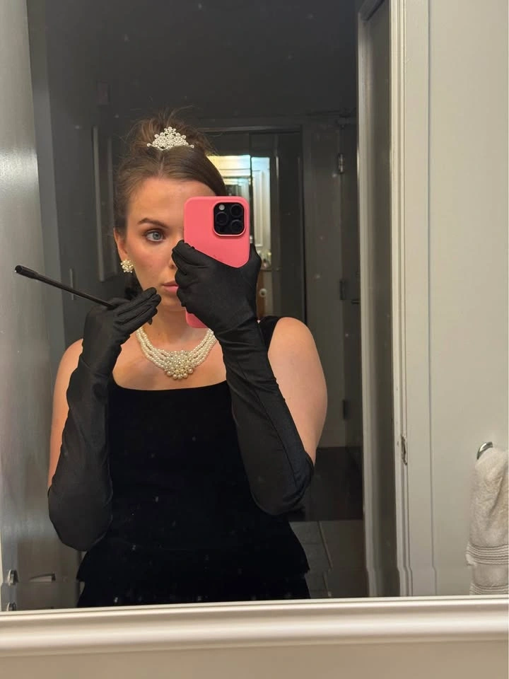 Breakfast at Tiffany’s costume - photo 3