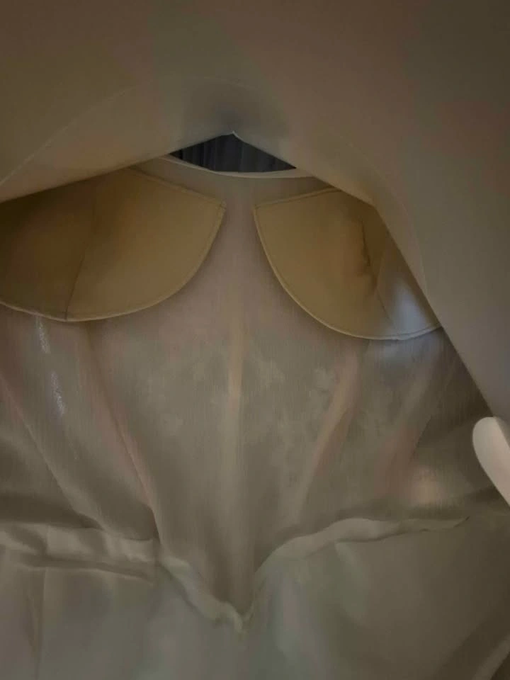 Wedding dress for Sale Curve Size - photo 5