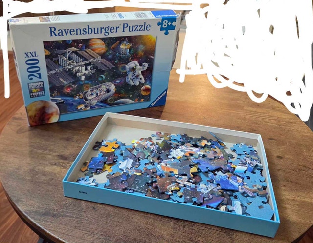 Ravensburger Astronaut Puzzle