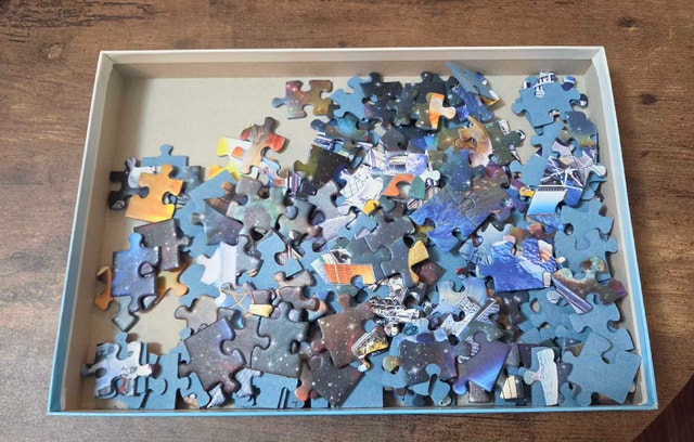 Ravensburger Astronaut Puzzle - photo 2