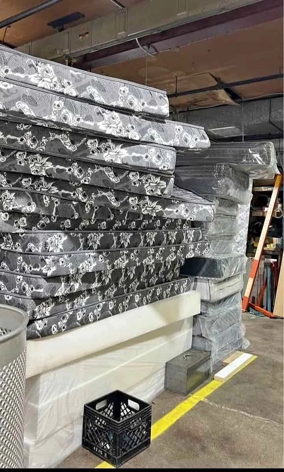 Urgent clearance sale on mattress!! Everything must go ASAP