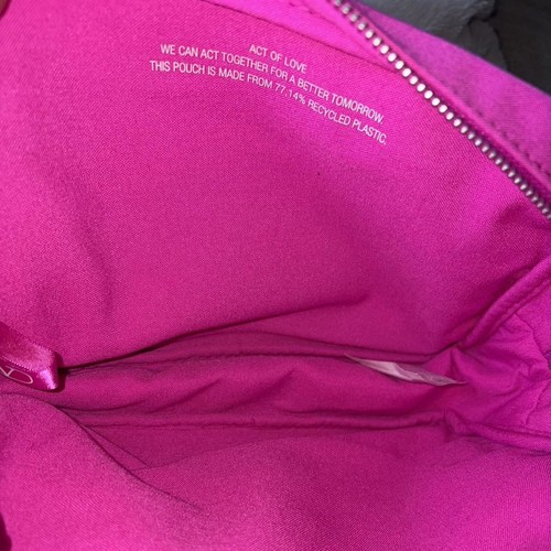 Valentino Pink Beauty Pouch Cosmetic Makeup Bag Zipper Toiletry - photo 3