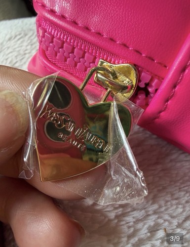 YSL Yves Saint Laurent BEAUTE Novelty Pouch Fuchsia - photo 3
