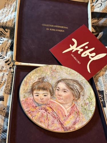 Edna Hibel "Sayuri and Child" Vintage Plate RARE