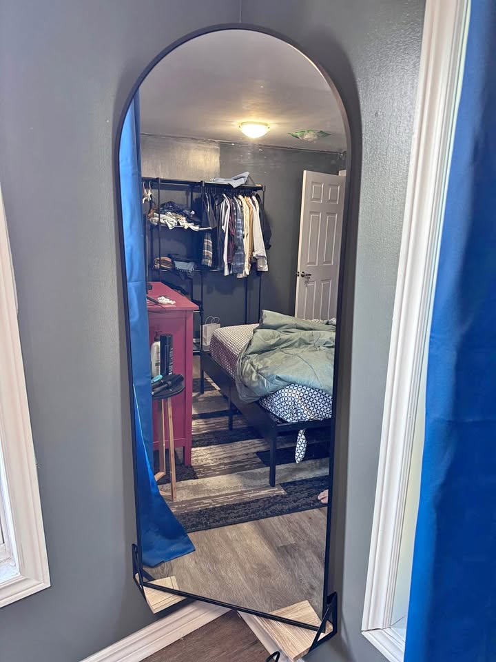 CISTEROMAN Arched Full Length Mirror, 64" x 21" Black