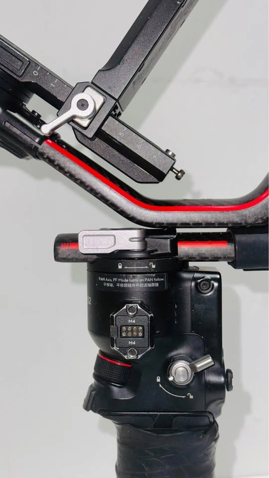 DJI RS 2 Gimbal Stabilizer - photo 3