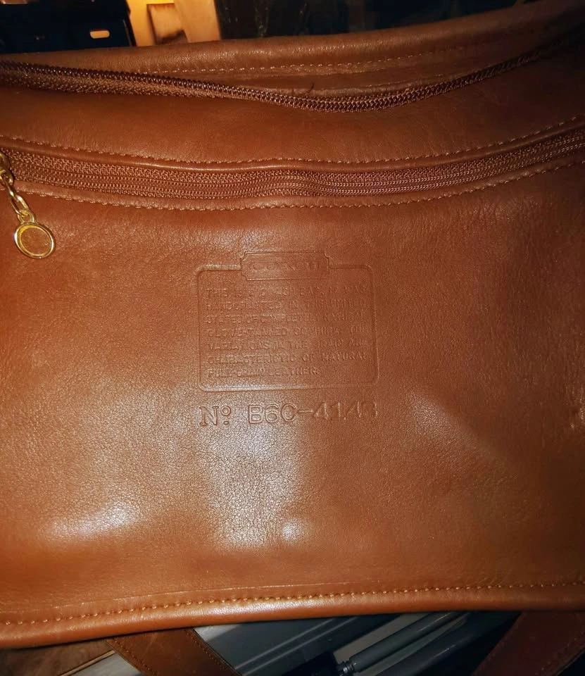 Vintage TAN Coach Shoulder bag B6C 4148 MADE IN USA - photo 2