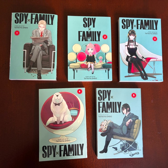 SPY x FAMILY Books Vol. 1–5 • English Manga Set - photo 2