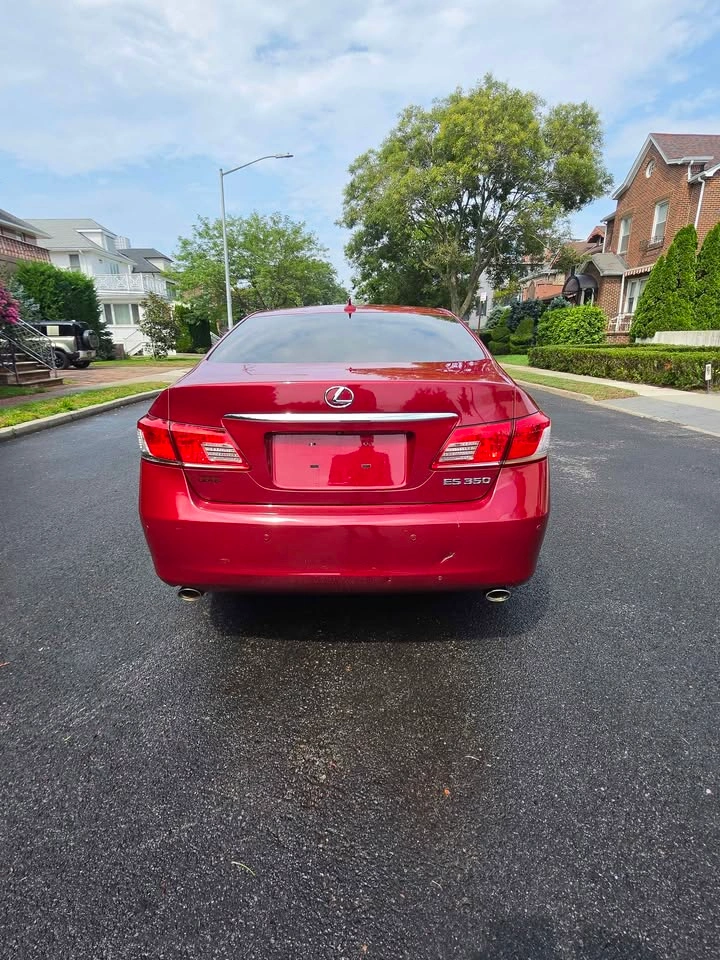 2012 Lexus ES 350 Ultra Luxury Sedan - photo 4