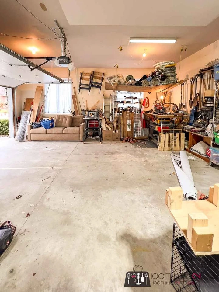 ISO Small Industrial Space to Rent