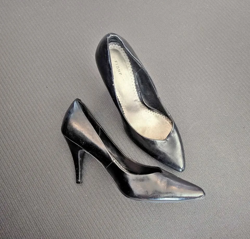 Fioni Black Stiletto Heels - Size 9 1/2 W thumbnail
