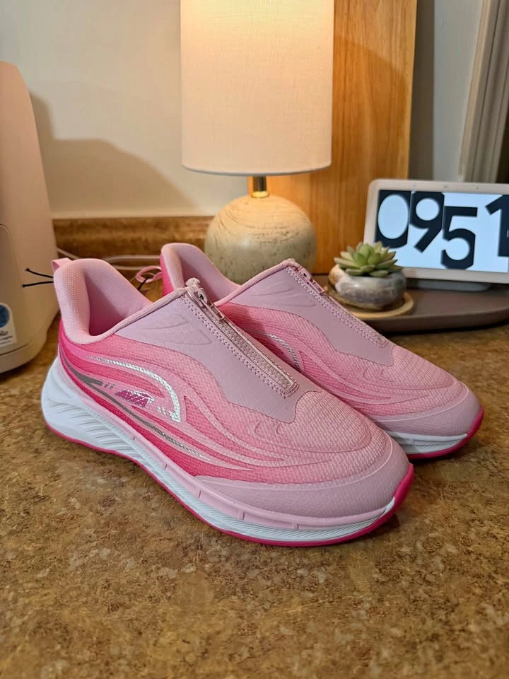 Avia Big Kids Zip Easy On Athletic Sneakers