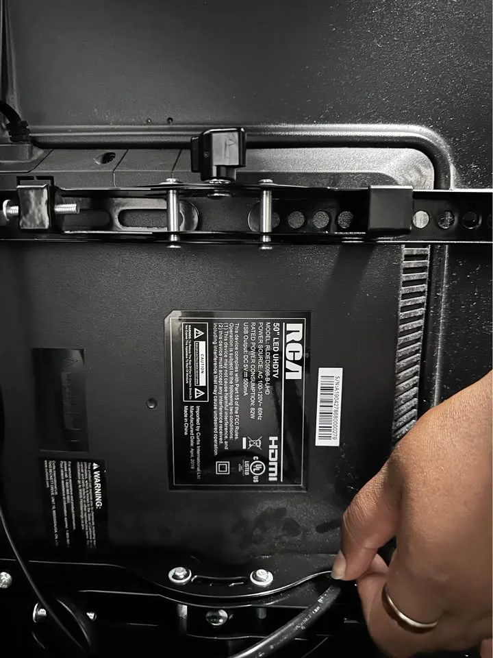 RCA smart TV 50" image indicator(2)