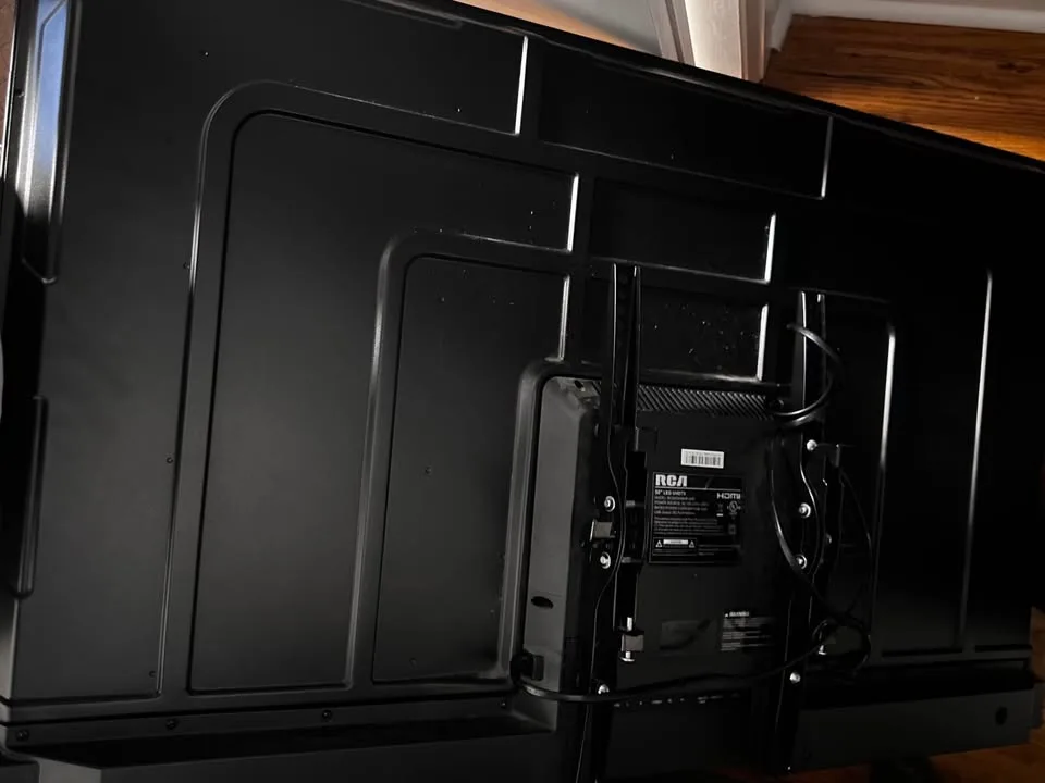 RCA smart TV 50" image indicator(3)