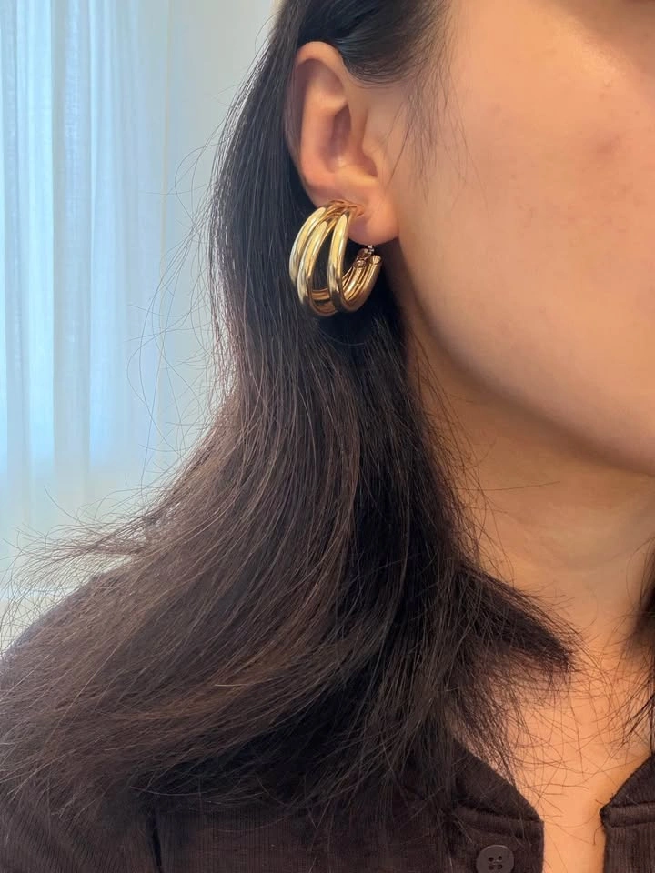 Vintage Style Gold-Tone Triple Hoop Clip-On Earrings - photo 2