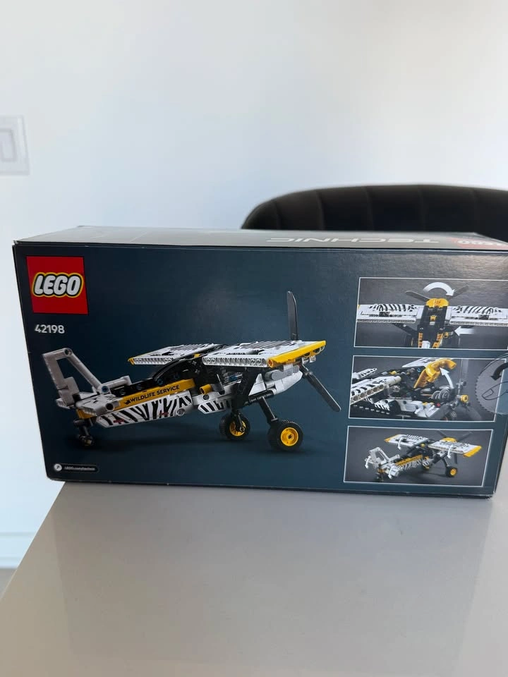 LEGO Technic 42198 Bush Plane (333 pcs) - Brand New Sealed - photo 2