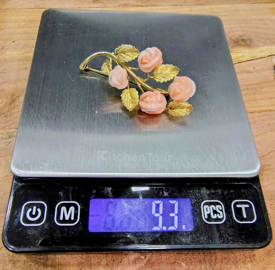 Vintage 18k brooch with 4 coral roses - photo 2