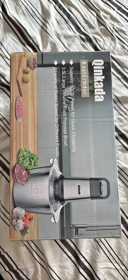 Brand New Qinkada 3.5L Electric Meat Grinder