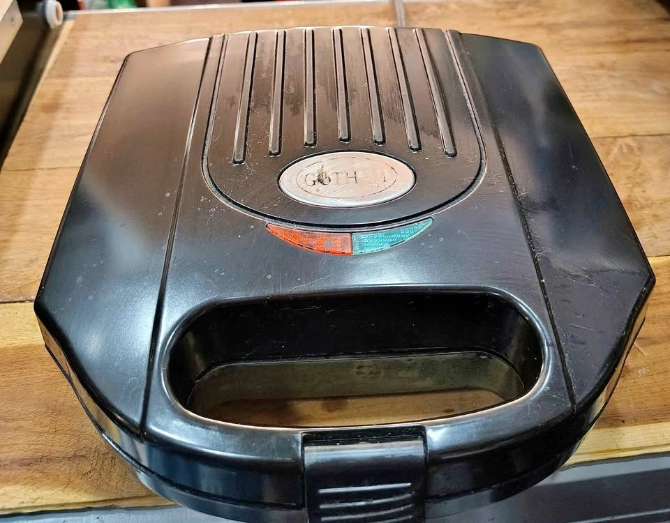 GOTHAM STEEL SANDWICH MAKER