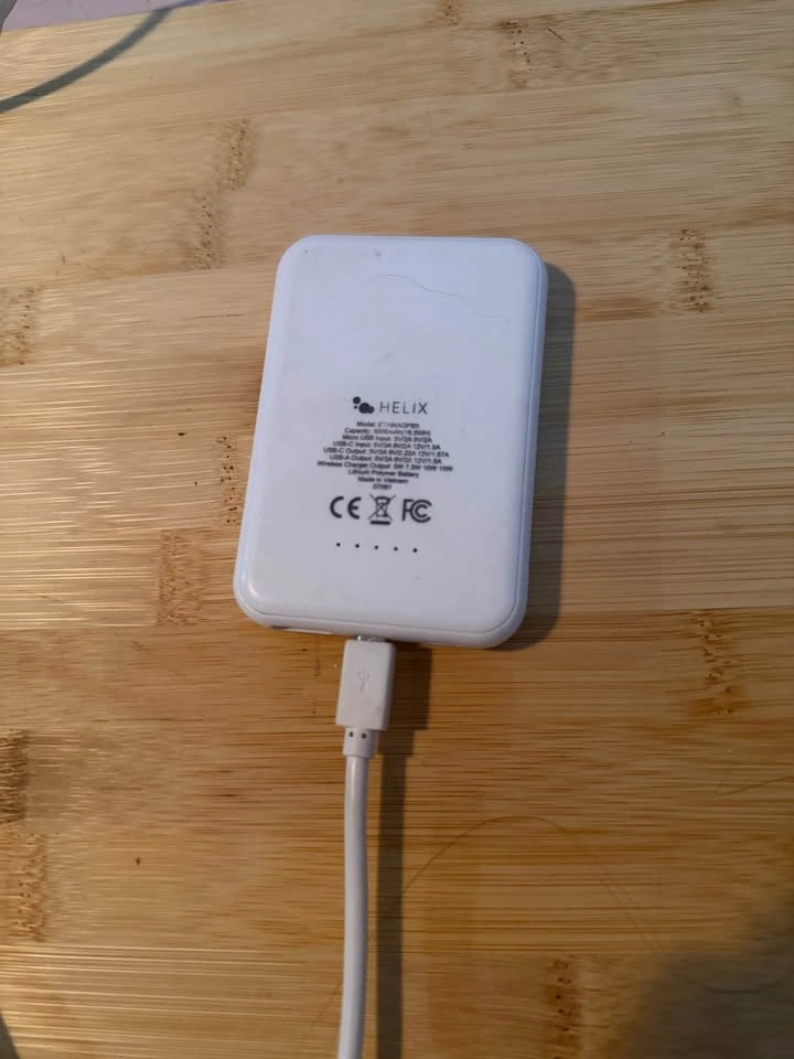 HELIX Wireless Power Bank - photo 3