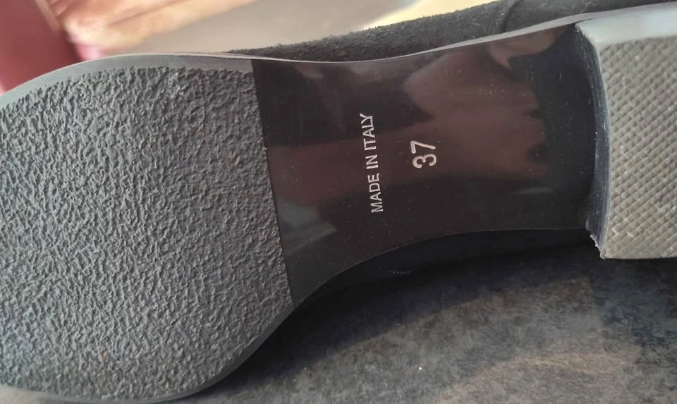 Italian Designer Boots Black Suede Size 7 - photo 2