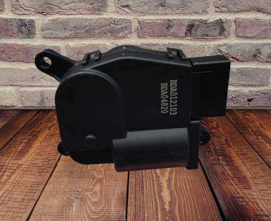 New VW Golf Heater Blend Door Actuator - photo 3