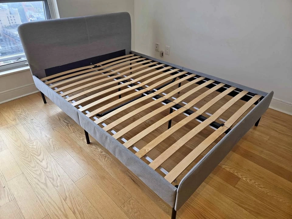 Upholstered bed frame, light gray