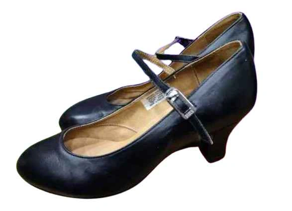 Womens MARY JANE leather shoes size 8B