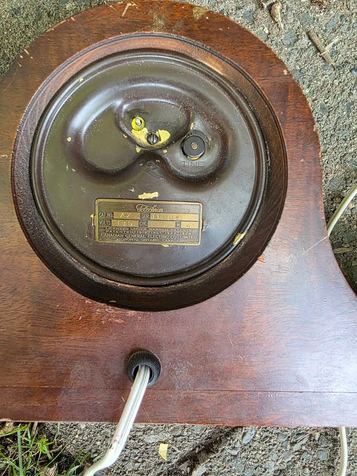 Antique Canadian General Electric Telechron Mantel Clock - photo 2