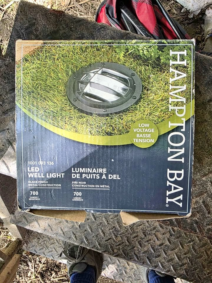 Hampton Bay LED Well Light - 700 Lumens (3 Units Available)