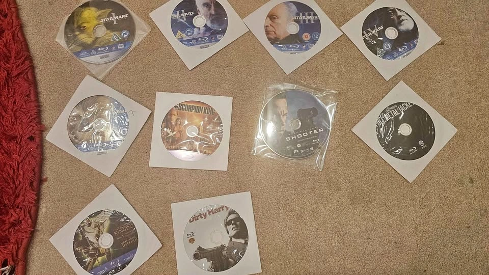$5 Each Blu-rays, All new never played, missing case