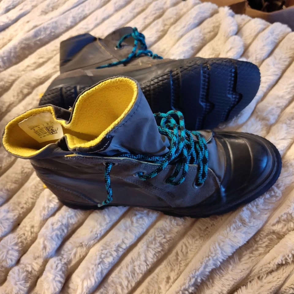 CONVERSE ALL STAR GORE TEX WATERPROOF MENS 6 WOMENS 8 - photo 2