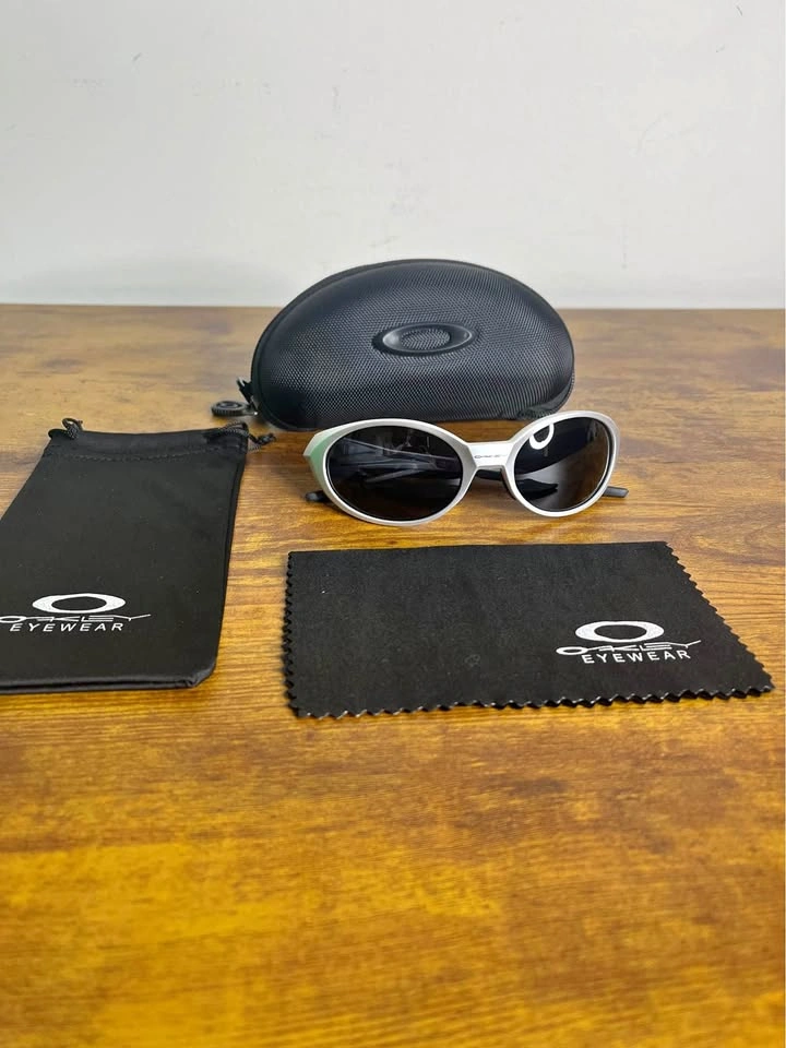 Oakley eye jacket