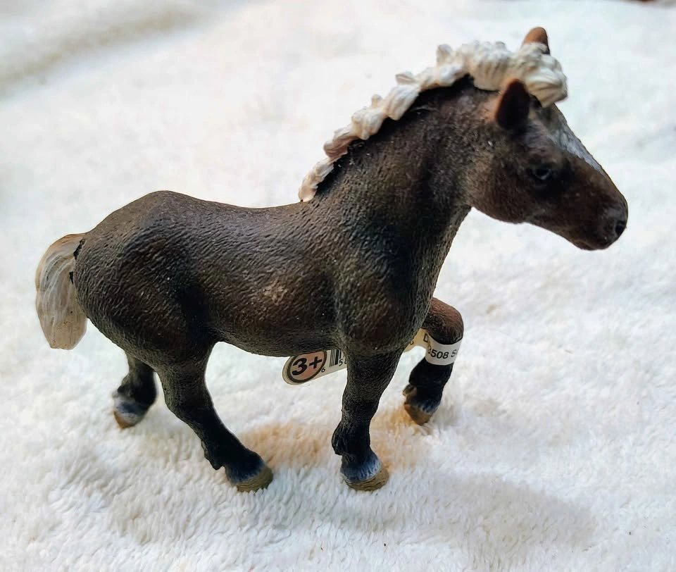 SET OF 6 "SCHLEICH" FARM HORSES ANIMALS - photo 4