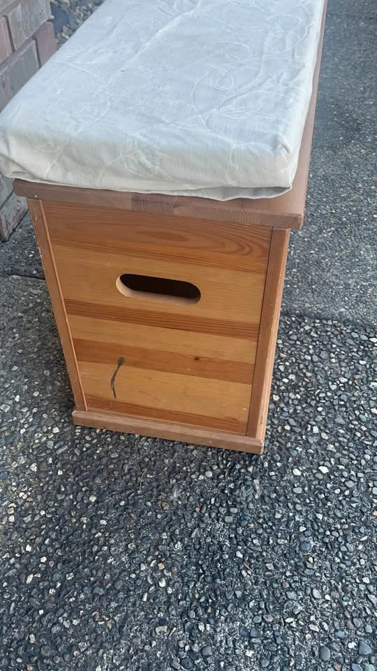 Ikea Alve Wooden Storage Bench with Cushion - photo 2