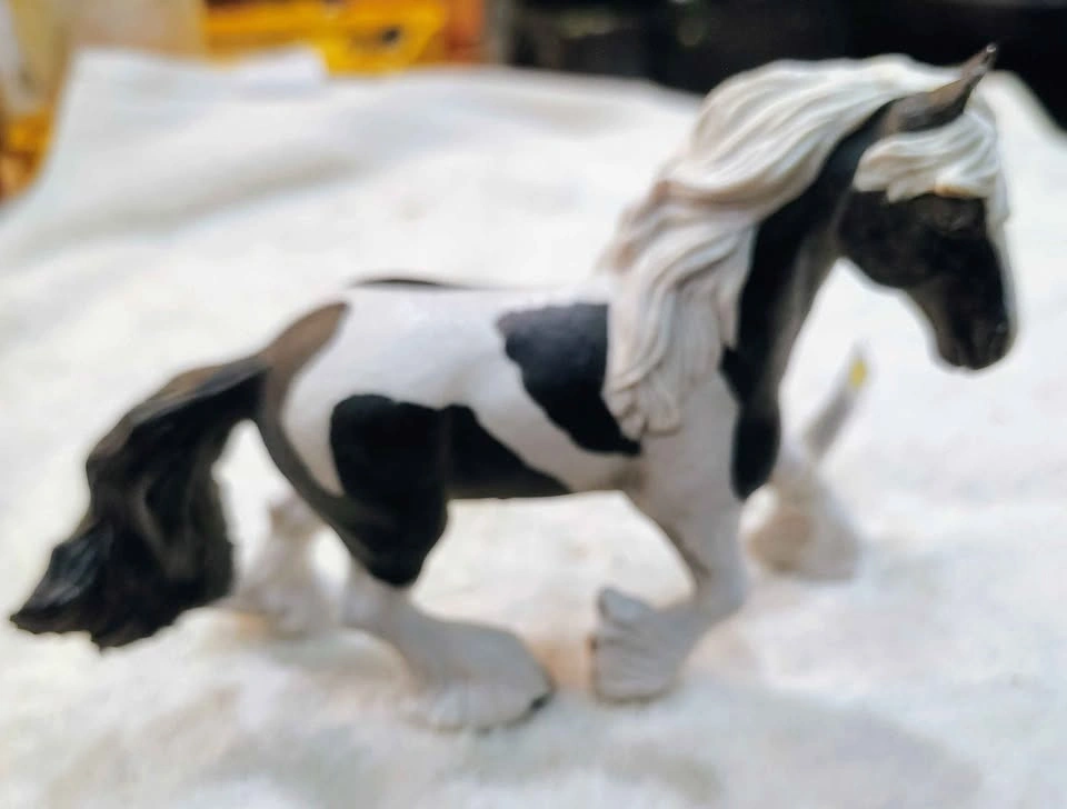 SET OF 6 LARGER DRAUGHT HORSE FIGURINES ANIMALS - photo 5