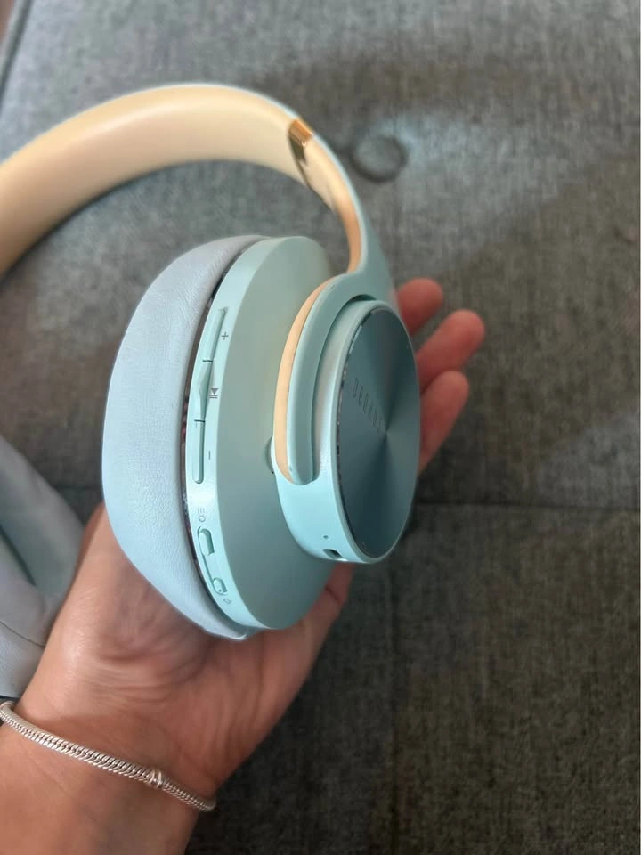 DOQAUS Wireless Over-Ear Headphones - photo 2