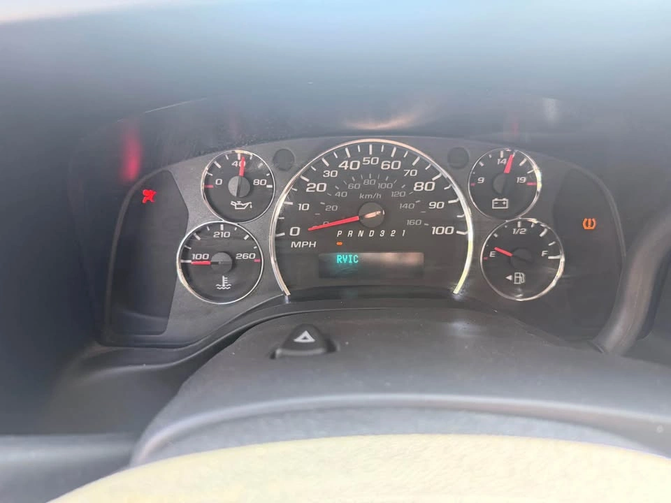 2012 Cargo Van - 250,000 miles - Ready to work - photo 5