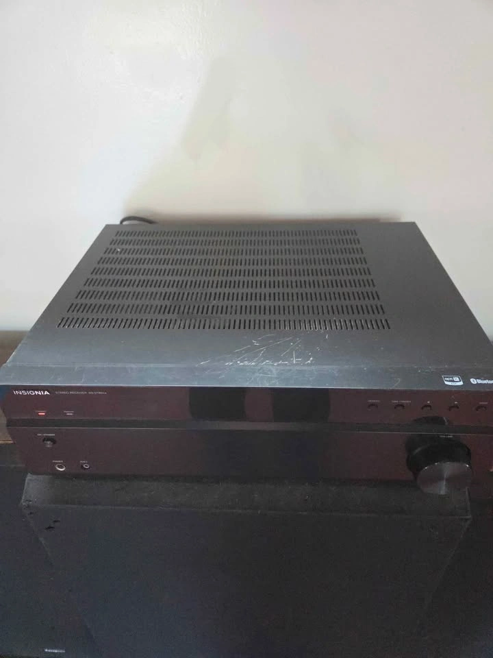 Insignia NS-STR514 Stereo Receiver and Panasonic Speakers - photo 2