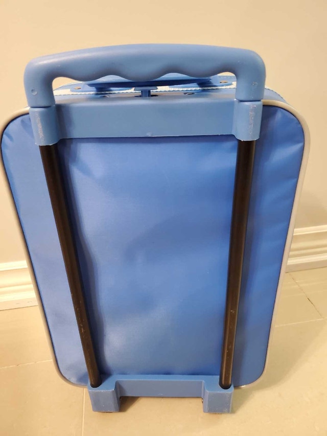 winnie the pooh luggage - photo 3