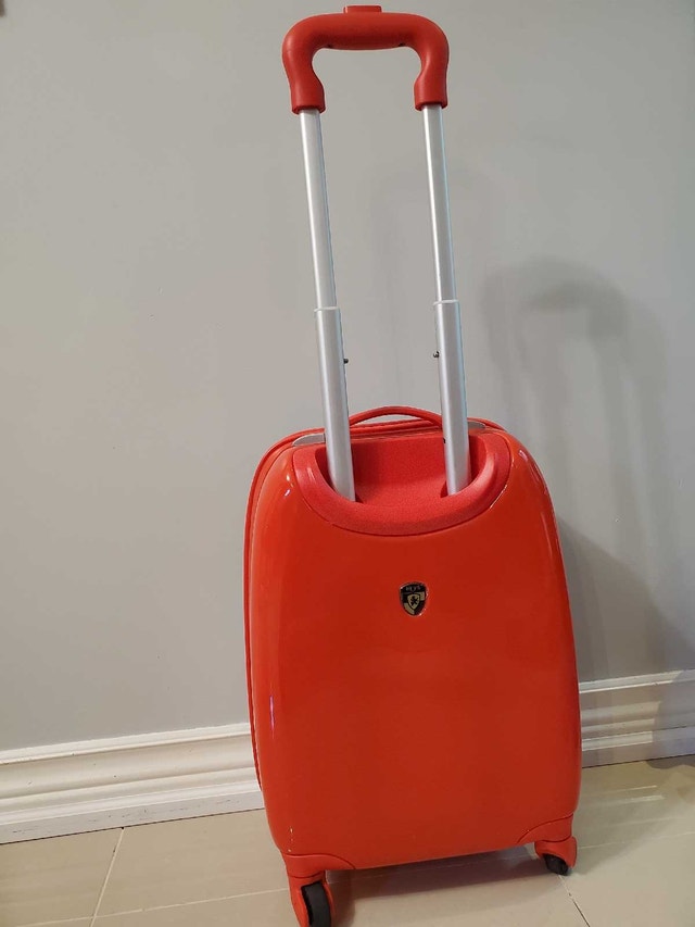 Heys spider man luggage lightly used 3 times - photo 3