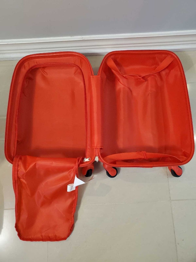 Heys spider man luggage lightly used 3 times - photo 4